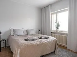Bright & Cozy 1BR Home in Central Lahti
