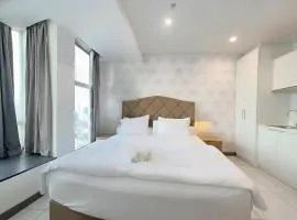 Apartemen Anderson 03 Pakuwon mall Luxury Studio Apartment Connecting Mall, Pool & City View