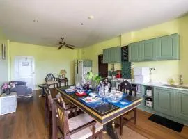 AoNang BeachFront 2BR Night market