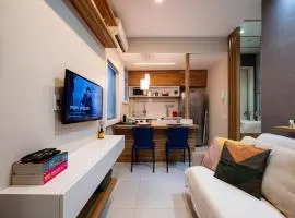 Duas quadras da praia do Leblon, perto do shopping