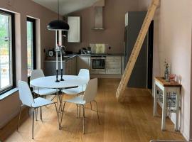 Archipelago House With Terrace On Scenic Hill, hotel in Åkersberga