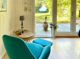 Nature Retreat With Fjord Views Near Spøttrup, hótel í Spottrup