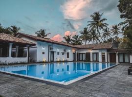 The Eight, hotel in Hikkaduwa