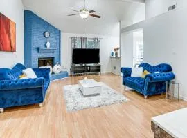 Extended Stay in Sugar Land! Family Home with Yard