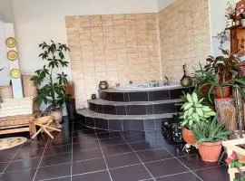 Suite Bohème avec Jacuzzi