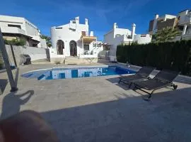 Villa exceptionnelle avec piscine privée et terrasse