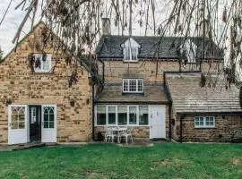 Tranquil Country Escape 4BR Family Home Cotswolds AONB CHUST-TBH