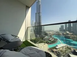 Grande Signature Downtown Heaven Stay Vacation Home