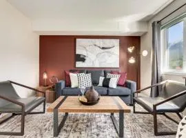Stylish 3BR Condo in DT Canmore