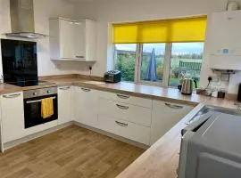 Simla Bungalow, Tetney, Spacious Parking, Private Garden