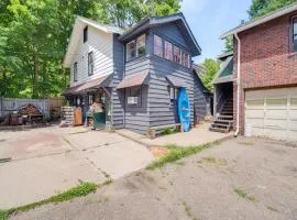 7 Mi to Cuyahoga Valley NP Walkable Apt!