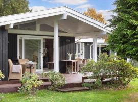 1660-Tisvilde-Iglekaervej-35, hótel í Tisvilde