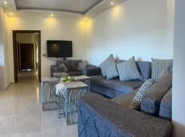 شقة للأيجار في عجلون راس منيف