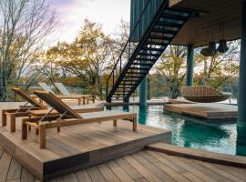 Best Western Plus Le Roi Arthur Hôtel & Spa, ξενοδοχείο σε Ploermel