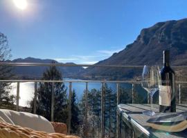 Villa Carlotta C1, Balkon und phantastischer Blick, hotel a IDRO
