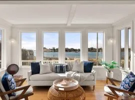 Waterfront Private Beach Gorgeous Views