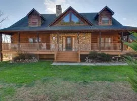 Pets Welcome! Shenandoah Log Home with Hot Tub