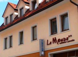 Penzion Le Monde, hotel en Bardejov