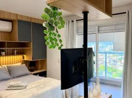 Studio Home Com Varanda, Ar-condicionado e Netflix