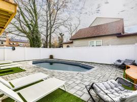 Walk to Keansburg Beach! Family Home with Pool, hotel in Keansburg