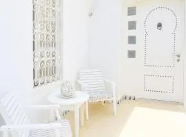 Casa Blanca Rez de chaussée, parking Privé, Terrasse