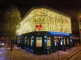 The Royal Alfred - Opposite Central Train Station