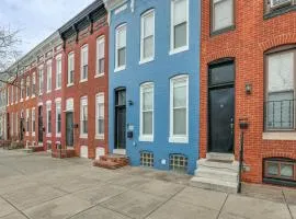 Pet-Friendly 3BR Rowhouse Walk to Patterson Park!