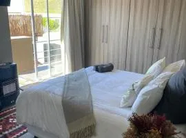 Fijnbos - Something-Els