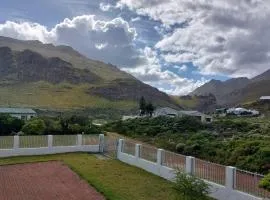 Fijnbos - Something-Els