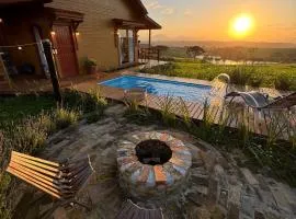 Chalé para casal com hidro e piscina quente Cabana Gaia