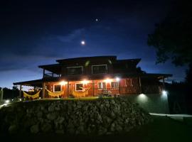 Casa Passarinho, hotel in Vale do Capao