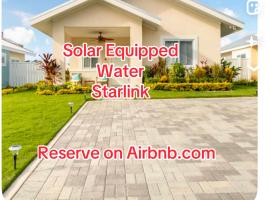 Natty’s Cozy Beach house in Hanover Jamaica, hotel v destinaci Point