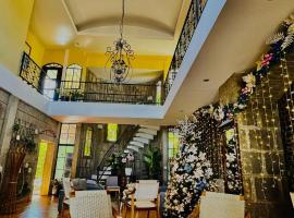 Hotel Le&oacute;n Inn, &xi;&epsilon;&nu;&omicron;&delta;&omicron;&chi;&epsilon;ί&omicron; &mu;&epsilon; &pi;ά&rho;&kappa;&iota;&nu;&gamma;&kappa; &sigma;&epsilon; Le&oacute;n