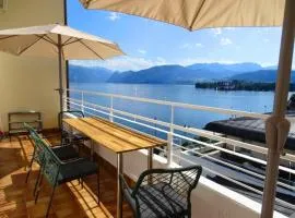 Fantastic Lake and Mountain View, First Row Lakeside