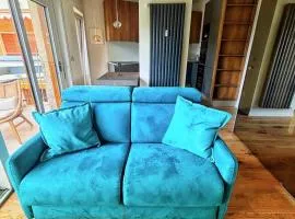 Modern apartment with balcony & lake view Verbania