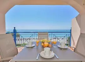 Jardines Beach Front
