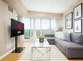 Bright & Spacious 2-BR Condo Near TOs Waterfront