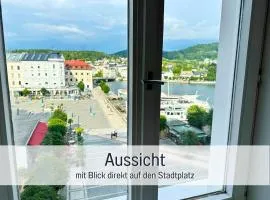 Salzkammergut Homes Gmunden - Suite Marie Antoinette, Blick auf den Stadtplatz, Traunseeblick - ideal für Paare und Kulturinteressierte