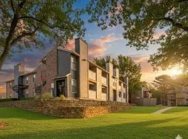 Stylish 1 bedroom Near ATT Stadium