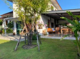 Baan Khoyee Boutique บ้านโกยีบูทีค, hotel 