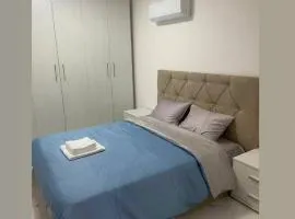 Qawra Seaside Birch Leaf