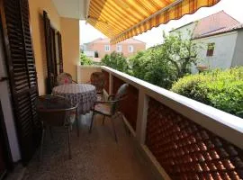 Apartments by the sea Punat, Krk - 24811