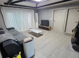 Park's Guesthouse near Gwangalli beach in Busan