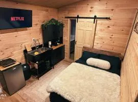 Forava Cabin 2 - Cozy Forest Stay and Sauna