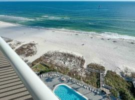Tradewinds unit 1304 - Top Floor Beach Front w/Panoramic Views - 2bed/2 bath: Orange Beach'te bir otel
