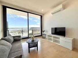 M-City Monash Spacious Skyline Escape & Hospital