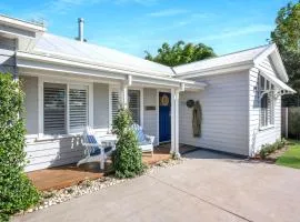 Acorn Cottage in Berry