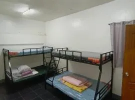 Renz transient house