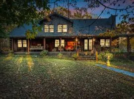 Secluded Lakeview Retreat 10 Mins to Leipers Fork