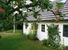 Lillan, homestay in  Torna Hällestad